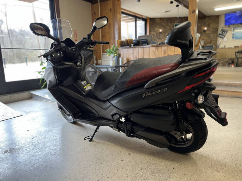 2019 Kymco X-Town 300