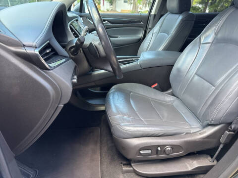 2018 Buick Enclave Essence