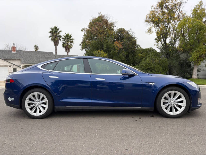 2016 Tesla Model S 70
