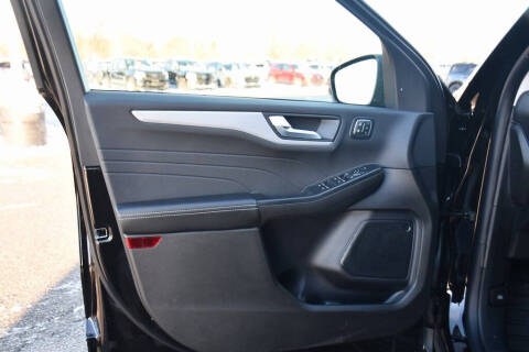 2026 Ford Escape Platinum