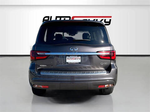 2022 Infiniti QX80 Luxe