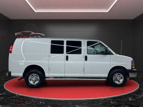 2023 Chevrolet Express 2500