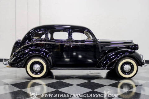 1938 Plymouth Deluxe