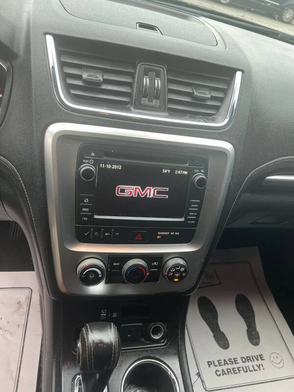 2016 GMC Acadia SLE-1