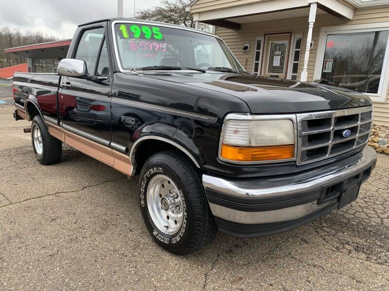 1995 Ford F-150 for sale at G & G Auto Sales in Steubenville OH