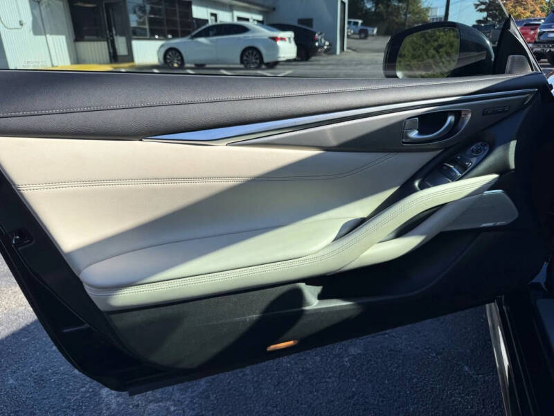 2017 Infiniti Q60 3.0T Premium