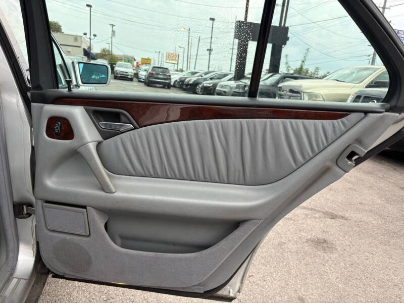 1999 Mercedes-Benz E-Class E 320