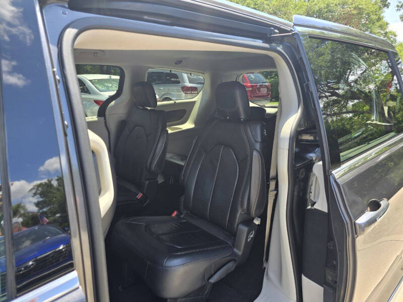 2018 Chrysler Pacifica Touring L