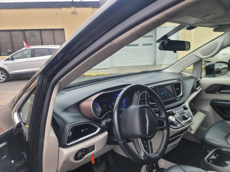 2018 Chrysler Pacifica Touring L