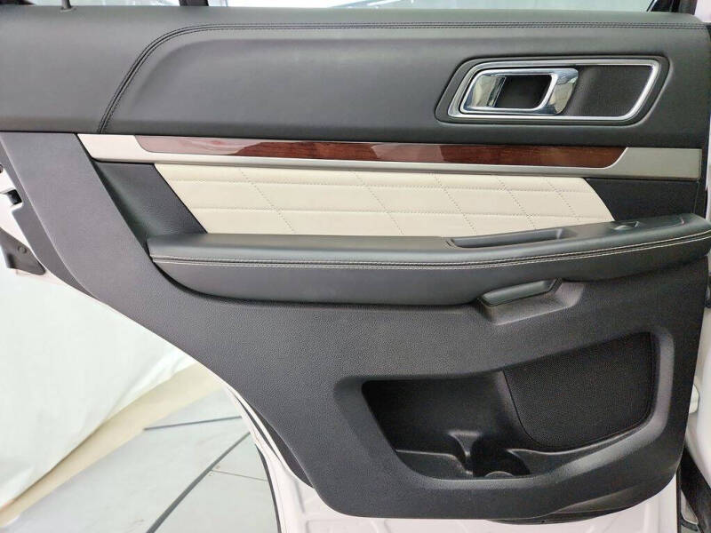 2019 Ford Explorer Platinum