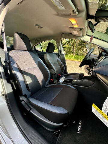 2025 Nissan Versa SV