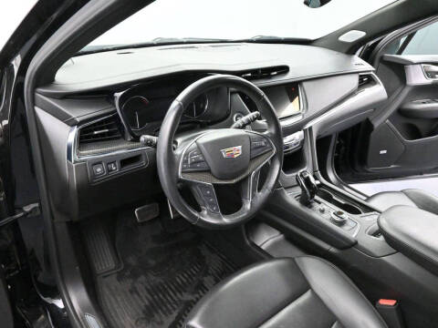 2022 Cadillac XT5 Sport