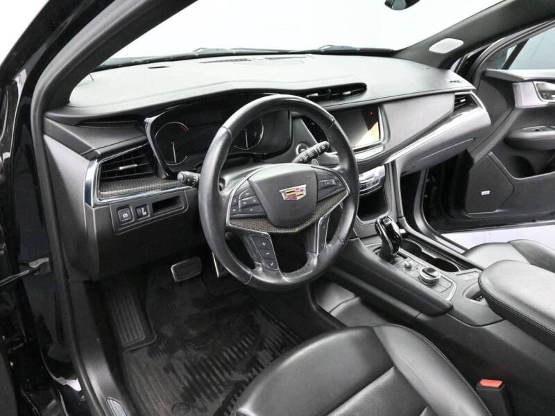 2022 Cadillac XT5 Sport