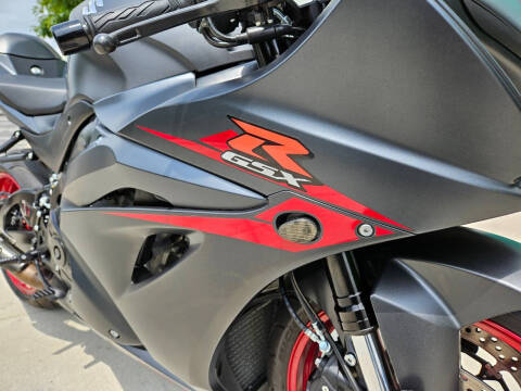2017 Suzuki GSX-R1000