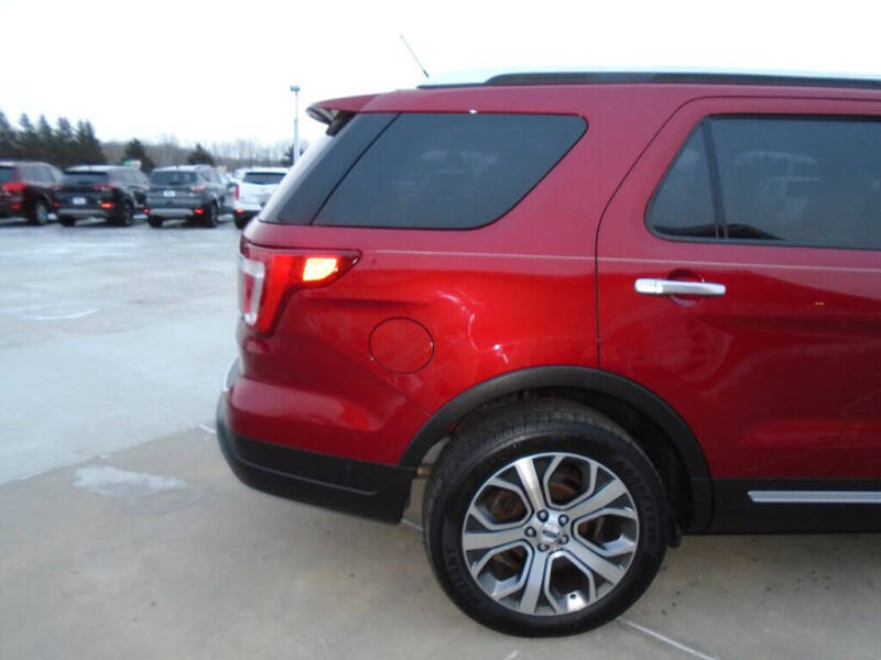 2019 Ford Explorer Platinum
