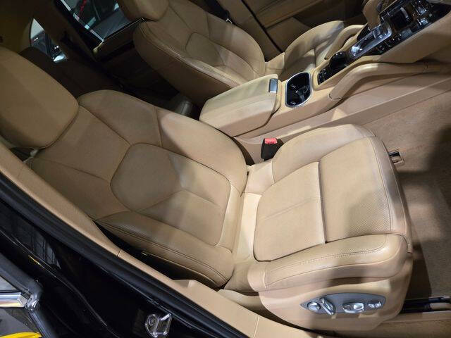 2012 Porsche Cayenne Tiptronic