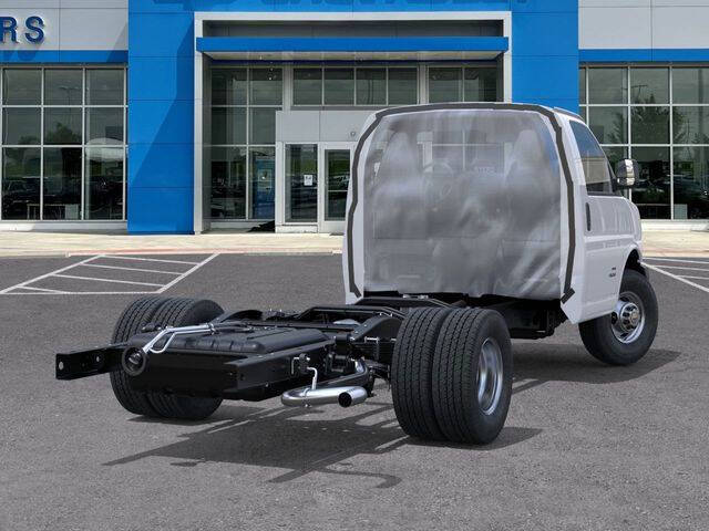 2025 Chevrolet Express 4500