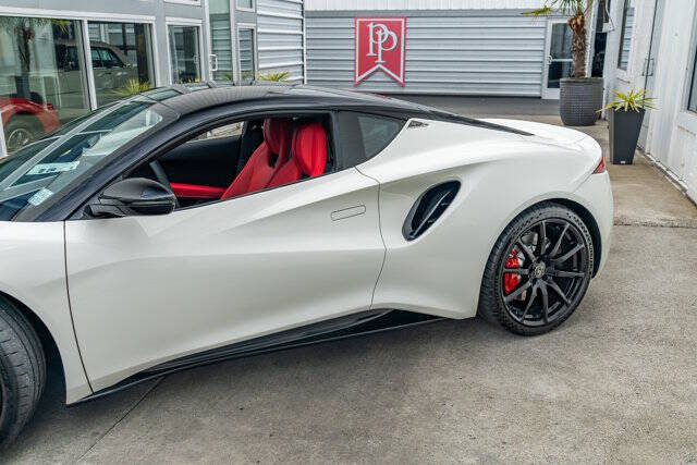 2025 Lotus Emira V6 Base