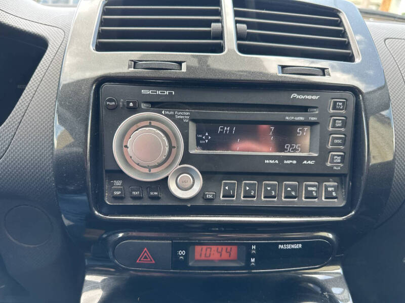 2010 Scion xD