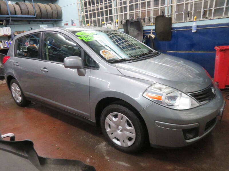 2010 Nissan Versa 1.8 S