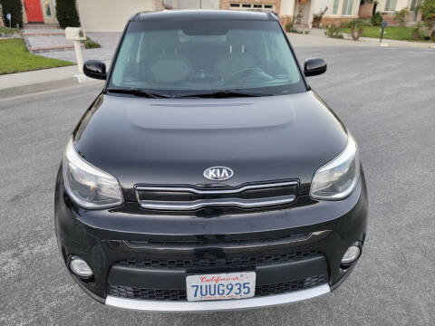 2017 Kia Soul +