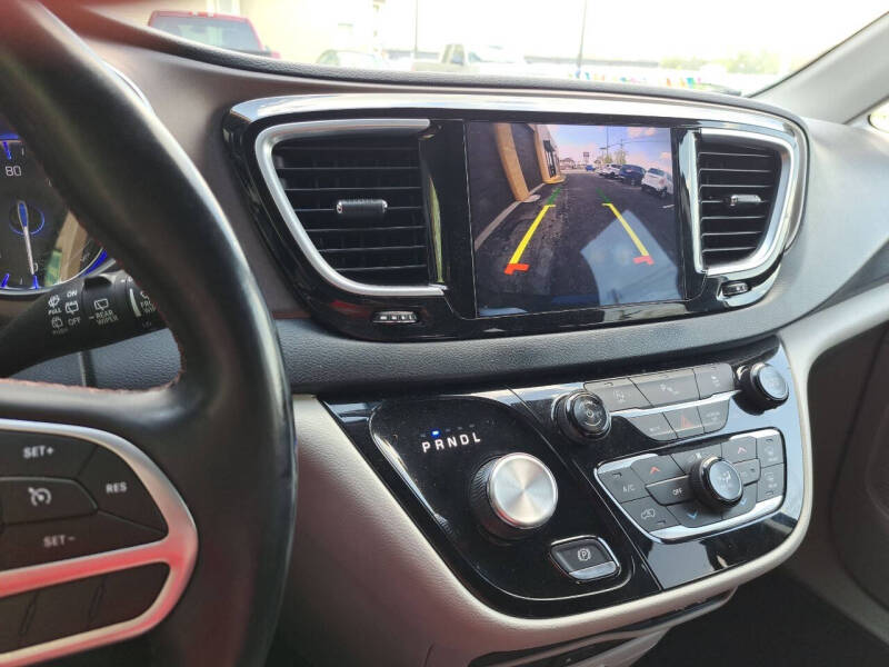 2018 Chrysler Pacifica Touring L Plus