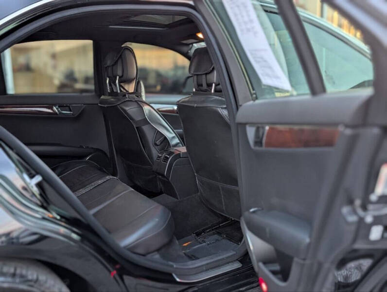 2009 Mercedes-Benz C-Class