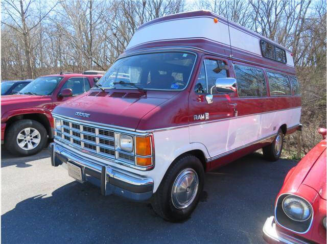 1989 Dodge Ram Van