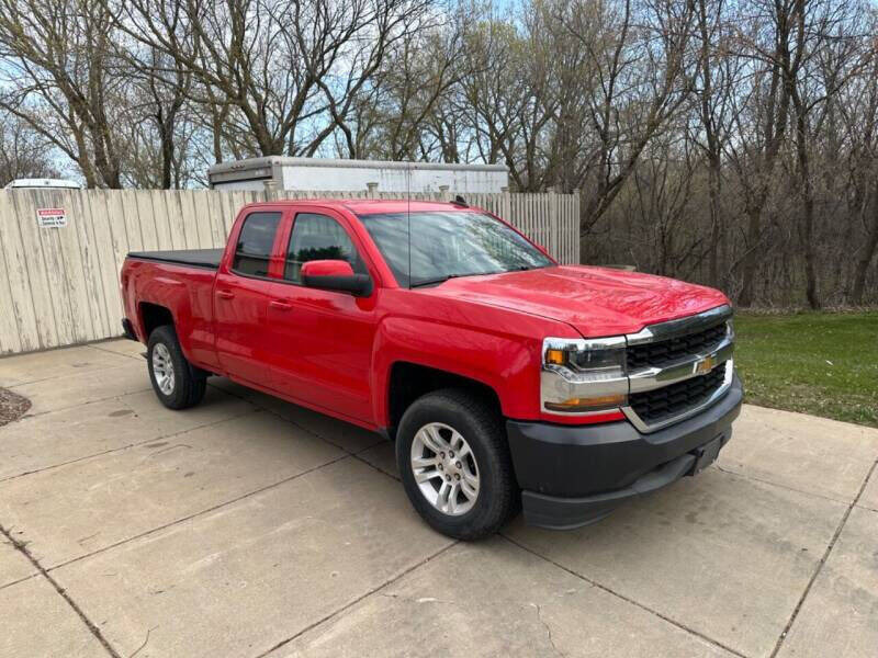 2018 Chevrolet Silverado 1500 for sale at ONG Auto in Farmington MN