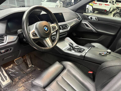 2021 BMW X6 sDrive40i