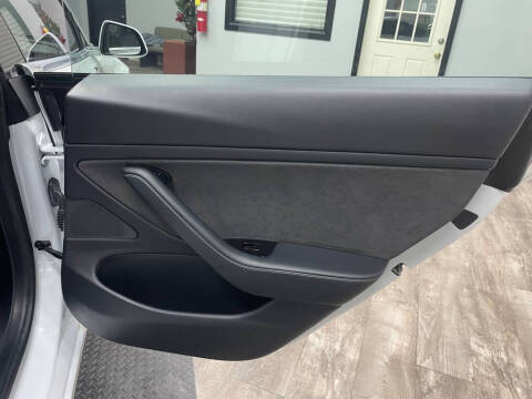 2020 Tesla Model 3 Long Range