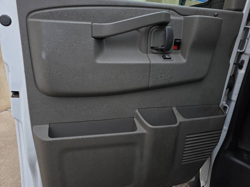 2021 Chevrolet Express 2500