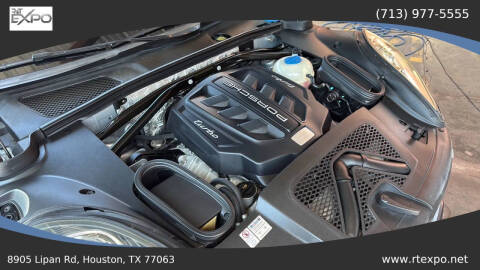 2015 Porsche Macan Turbo