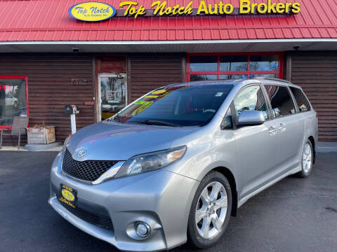 2011 Toyota Sienna SE 8-Passenger