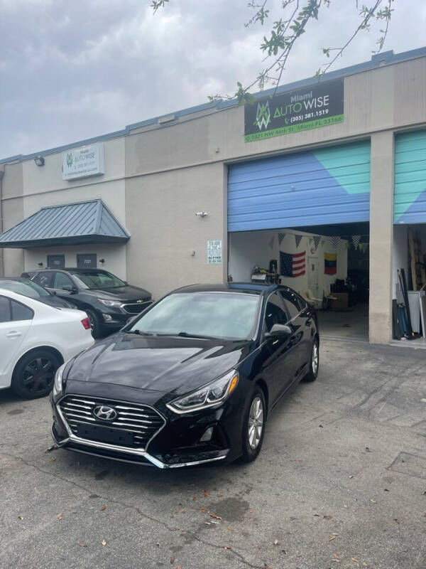 2018 Hyundai Sonata for sale at MIAMI AUTOWISE, LLC. in Miami FL