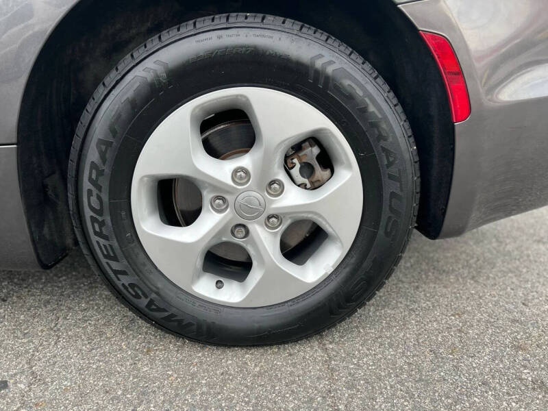 2017 Chrysler Pacifica Touring-L Plus