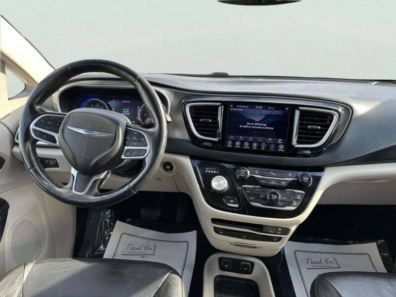 2020 Chrysler Pacifica Touring L Plus