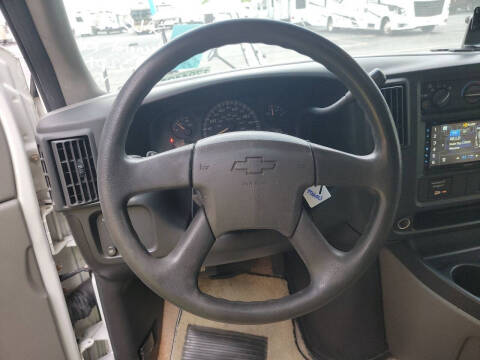 2005 Roadtrek Versatile 190