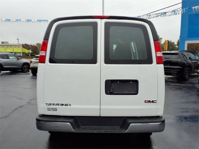 2024 GMC Savana 2500