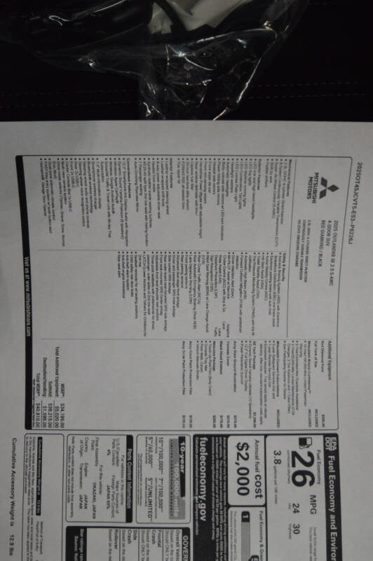 2025 Mitsubishi Outlander SE