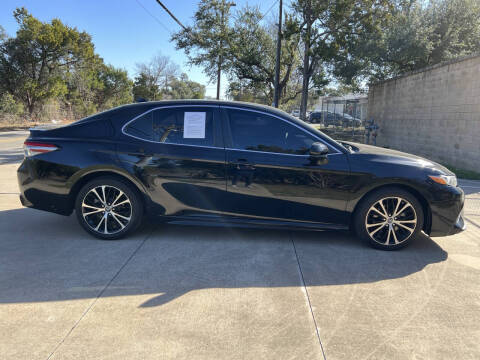 2019 Toyota Camry SE