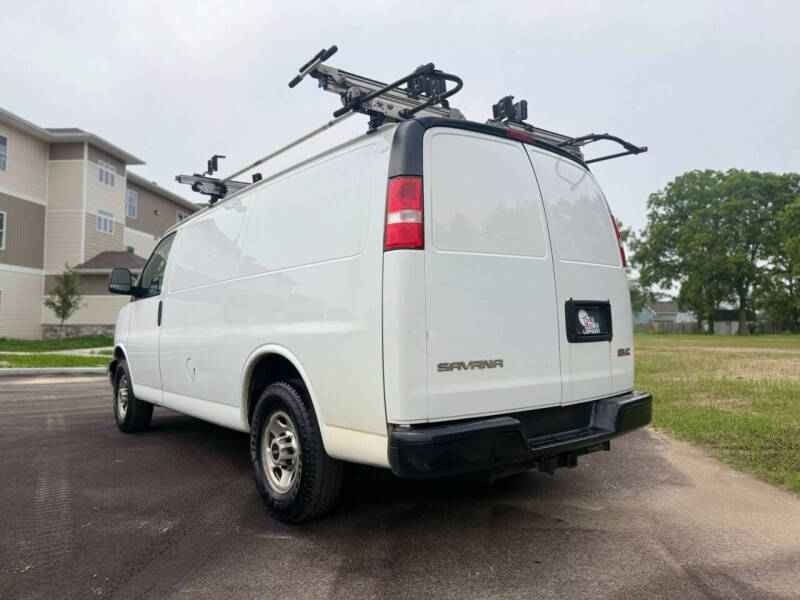 2018 GMC Savana 2500