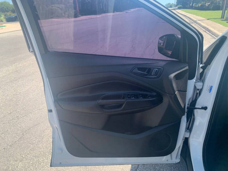 2019 Ford Escape S