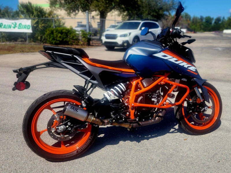 2024 KTM Duke 390