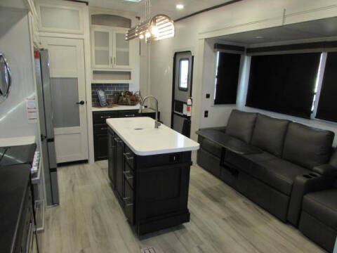 2025 KEYSTONE A 378BH