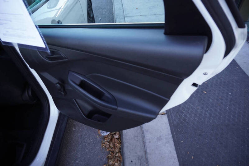 2016 Ford Focus S