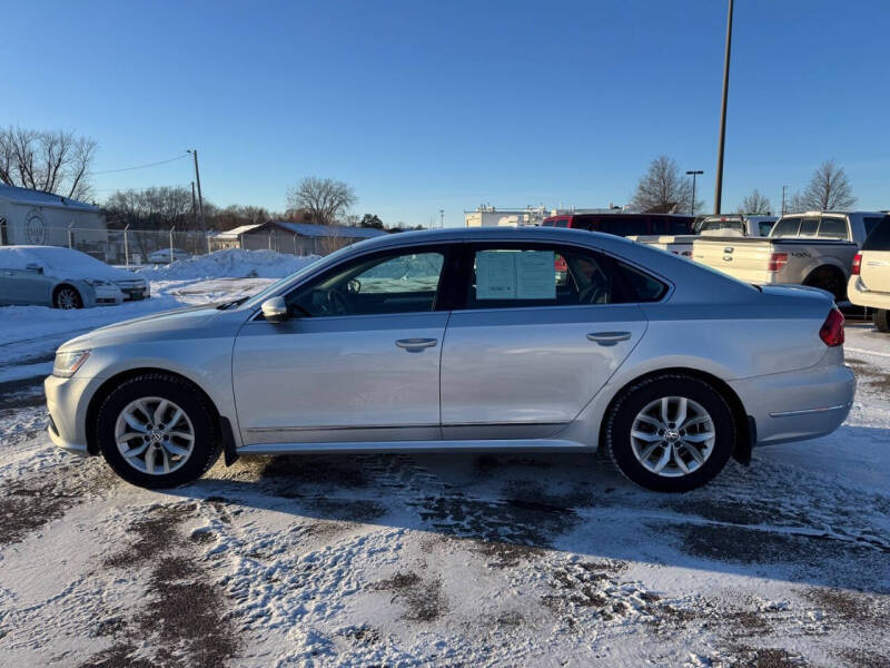 2016 Volkswagen Passat 1.8T S