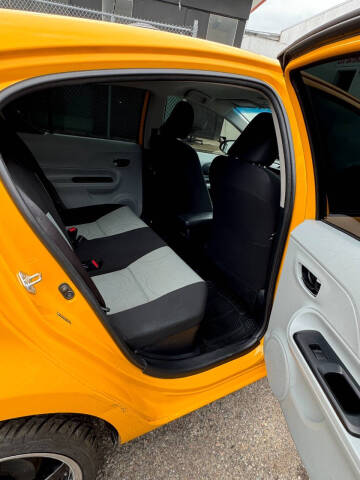 2014 Toyota Prius c Three