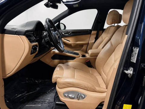 2020 Porsche Macan S