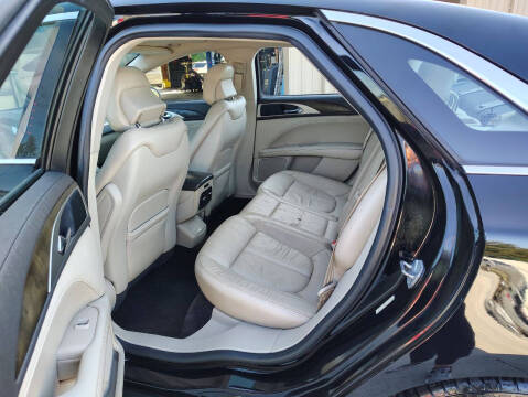 2017 Lincoln MKZ Select